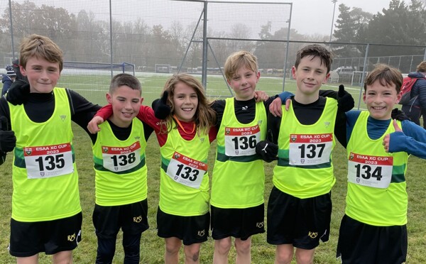 Year 7/8 boys in Cross Country National Final
