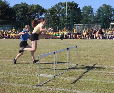 Eva Megan Hurdles